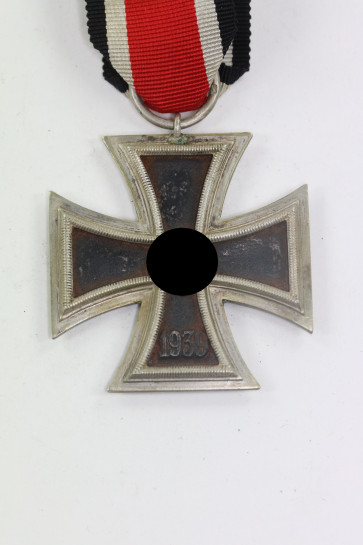  Eisernes Kreuz 2. Klasse 1939, Hst. 23 (Arbeitsgemeinschaft für Heeresbedarf in der Graveur & Ziselierinnung, Berlin) - Militaria-Berlin