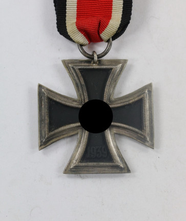  Eisernes Kreuz 2. Klasse 1939, Hst. 24 (Überbreit) - Militaria-Berlin