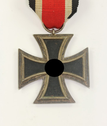  Eisernes Kreuz 2. Klasse 1939, Hst. 27 (Anton Schenkl´s Nachfolger, Wien) - Militaria-Berlin