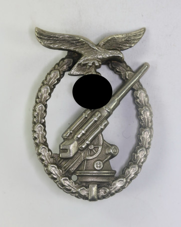  Flak-Kampfabzeichen der Luftwaffe, Hst. C.E. Juncker BerlinSW68 - Militaria-Berlin