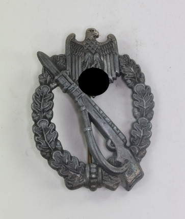  Infanterie Sturmabzeichen in Silber, Berg & Nolte, Lüdenscheid (B&NL) - Militaria-Berlin