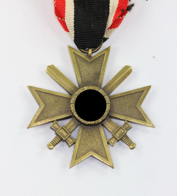  Kriegsverdienstkreuz 2. Klasse mit Schwertern, Buntmetall - Militaria-Berlin