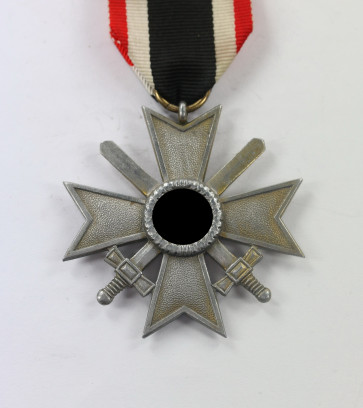  Kriegsverdienstkreuz 2. Klasse mit Schwertern, Hst. 107 (Carl Wild, Hamburg) - Militaria-Berlin