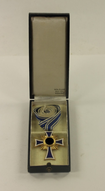  Mutterkreuz in Gold, im Etui Wilh. Deumer Kom.-Ges. Lüdenscheid - Militaria-Berlin