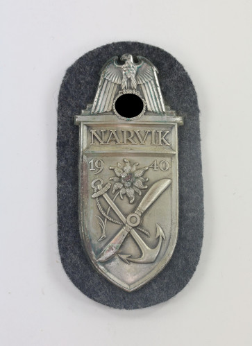  Narvikschild auf Luftwaffenstoff, Cupal (!) Typ 1 (!) C.E. Juncker, Berlin - Militaria-Berlin