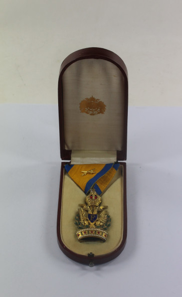 Österreich (K.u.K.), Orden der Eisernen Krone III. Klasse mit Kriegsdekoration, im Etui - Militaria-Berlin