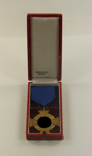  Treudienstehrenzeichen in Gold (40 Jahre), im Etui, Deschler & Sohn München - Militaria-Berlin