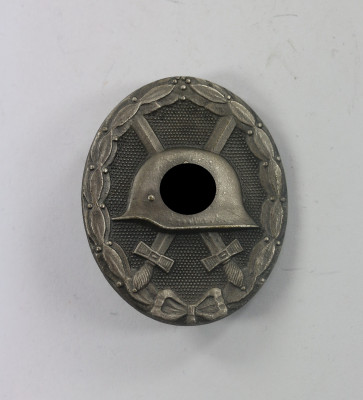  Verwundetenabzeichen in Silber 1939, Hst. L/14 (Friedrich Orth, Wien) - Militaria-Berlin
