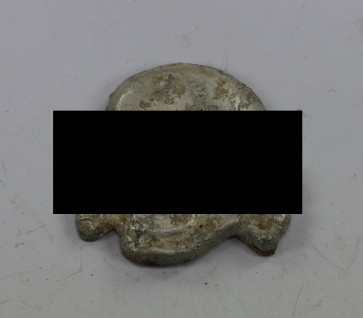  Waffen SS, Totenkopf für die Schirmmütze, Hst, RZM 499/41 (Zimmermann, Pforzheim) - Militaria-Berlin