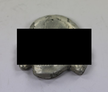  Waffen SS, Totenkopf für die Schirmmütze, Hst, RZM 499/41 (Zimmermann, Pforzheim) - Militaria-Berlin