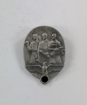 Abzeichen, 1. Mai 1935, Hst. Berg & Nolte A.G. Lüdenscheid - Militaria-Berlin