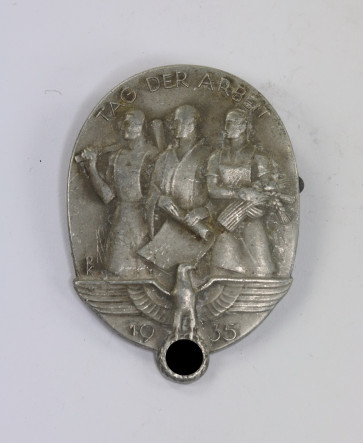  Abzeichen, Tag der Arbeit 1935, Hst. Paulmann & Crone Lüdenscheid - Militaria-Berlin