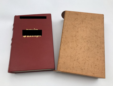 Adolf Hitler, Mein Kampf, Prachtausgabe, Büttenpapier, roter Ledereinband, Goldschnitt, mit Schuber - Militaria-Berlin