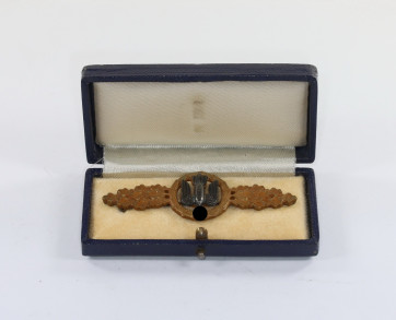 Frontflugspange für Kampfflieger in Bronze, im Etui - Militaria-Berlin
