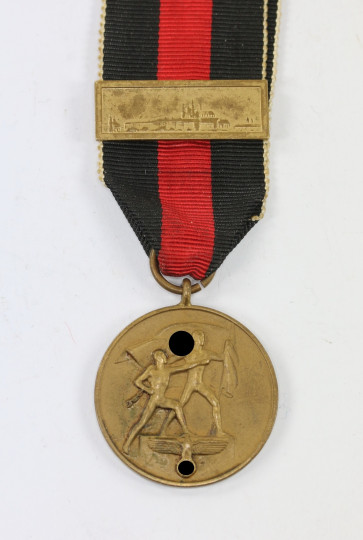 Anschlußmedaille Sudetenland (1. Oktober 1938), mit Spange Pragerburg - Militaria-Berlin
