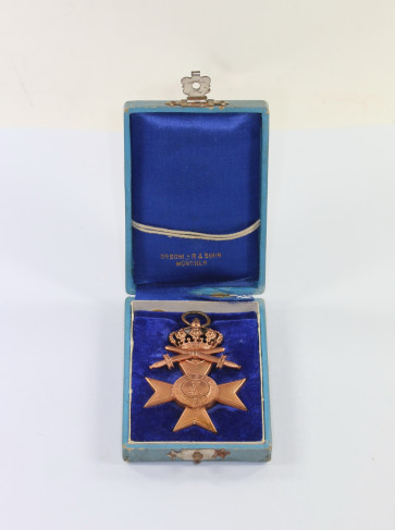 Bayern, Militärverdienstkreuz 3. Klasse mit Schwertern und Krone, im Etui - Militaria-Berlin