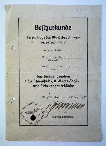 Besitzurkunde für das Kriegsabzeichen für Minensuch-, U-Boots-Jagd- und Sicherungsverbände - Militaria-Berlin