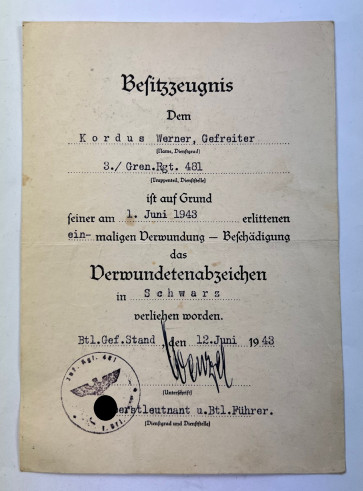 Besitzzeugnis Verwundetenabzeichen in Schwarz 1939, Grenadier Regiment 481 - Militaria-Berlin