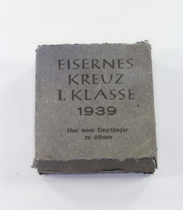 Blauer (!) Umkarton Eisernes Kreuz 1. Klasse 1939, Fritz Zimmermann Ordensfabrik Stuttgart  - Militaria-Berlin