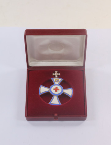 BRD, Bayrisches Rotes Kreuz Ehrenzeichen für besondere Verdienste um das BRK, im Etui  - Militaria-Berlin