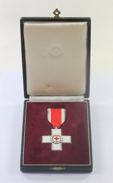 BRD, Rotkreuz Ehrenzeichen 2. Klasse (Silber), im Etui - Für Verdienst um das Deutsche Rote Kreuz - Militaria-Berlin