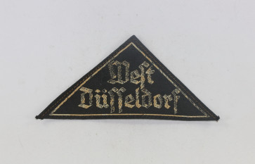 Bund Deutscher Mädel (BDM), Gebietsdreieck "West Düsseldorf", mit RZM Etikette - Militaria-Berlin