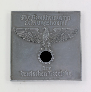 Deutsche Arbeitsfront (DAF), Plakette Für Bewährung im Leistungskampf der deutschen Betriebe - Verliehen von der DAF Gau Schleswig-Holstein - Militaria-Berlin