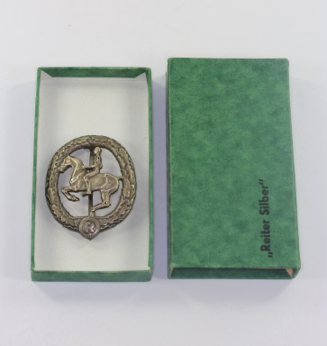 Deutsches Reiterabzeichen in Silber, Hst. L.Chr. Lauer Nürnberg-Berlin, im Etui - Militaria-Berlin