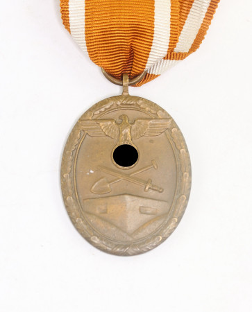Deutsches Schutzwall-Ehrenzeichen, Buntmetall - Militaria-Berlin