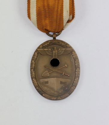  Deutsches Schutzwall Ehrenzeichen, Für Arbeit zum Schutze Deutschlands - Militaria-Berlin