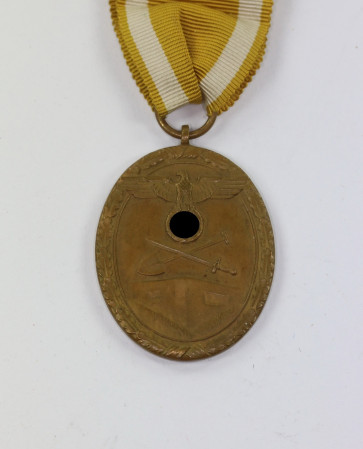  Deutsches Schutzwall Ehrenzeichen, Für Arbeit zum Schutze Deutschlands - Militaria-Berlin
