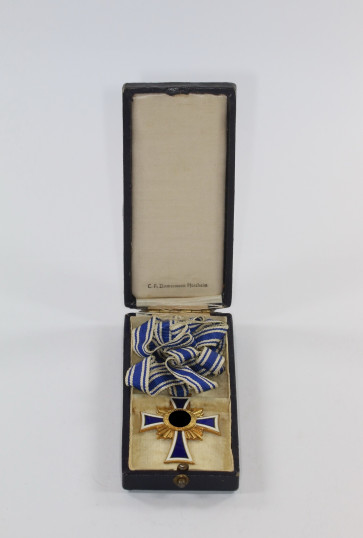  Ehrenkreuz der Mutter in Gold, im Etui C.F. Zimmermann, Pforzheim - Militaria-Berlin