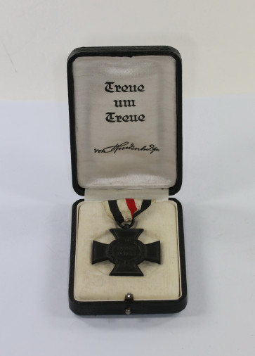 Ehrenkreuz für Hinterbliebende, im schwarzen Etui "Treue um Treue" - Militaria-Berlin