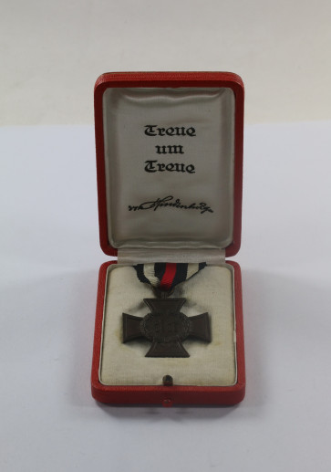 Ehrenkreuz für Kriegsteilnehmer, Hst. CEJ, im Etui Treue um Treue von Hindenburg - Militaria-Berlin