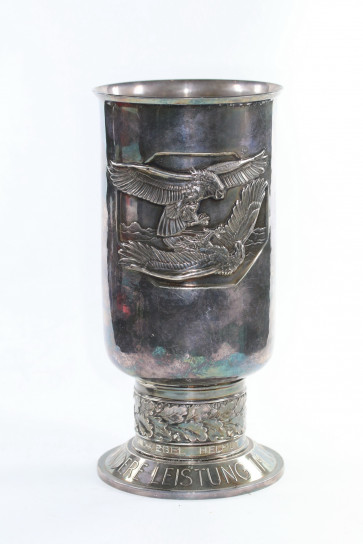 Ehrenpokal für besondere Leistungen in Luftkrieg, "Helmut Heidisch", Silber - Militaria-Berlin