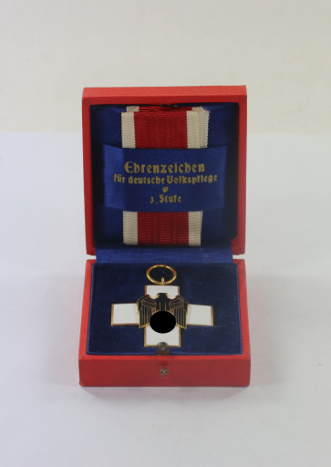 Ehrenzeichen für Deutsche Volkspflege 3. Stufe, im Etui Godet & Co. Berlin W8 Charlottenstr. 55 - Militaria-Berlin