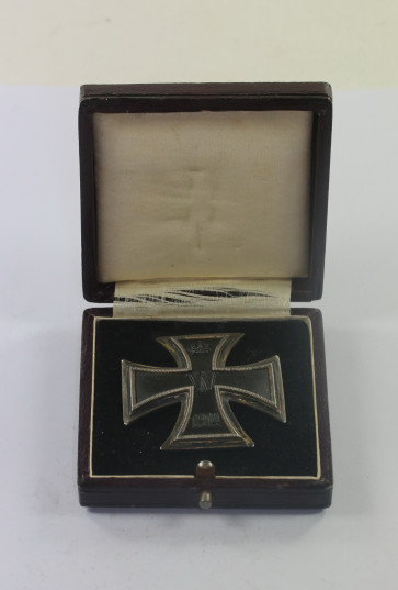 Eisernes Kreuz 1. Klasse 1914, 800 Silber, im roten Etui - Militaria-Berlin