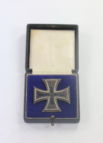 Eisernes Kreuz 1. Klasse 1914, Hst. CD 800 (Carl Dillenius), im Etui - Militaria-Berlin
