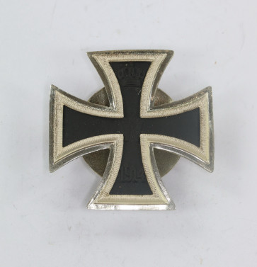 Eisernes Kreuz 1. Klasse 1914, in der Form von 1939, an Schraubscheibe, Hst. L/52 (C.F. Zimmermann, Pforzheim) - Militaria-Berlin