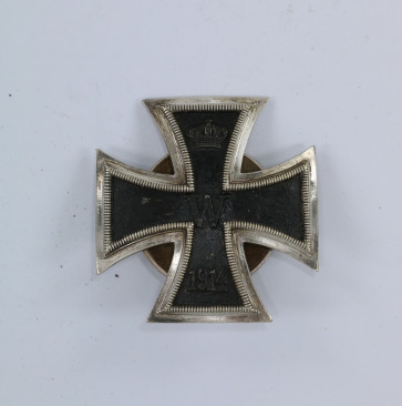 Eisernes Kreuz 1. Klasse 1914, in der Form von 1939, Hst. L/15, an Schraubscheibe - Militaria-Berlin