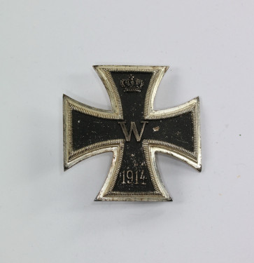  Eisernes Kreuz 1. Klasse 1914, Petz & Lorenz, kurzer Nadel, nicht magnetisch - Militaria-Berlin
