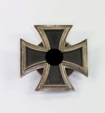 Eisernes Kreuz 1. Klasse 1939, an Schraubscheibe, Hst. L58 - Militaria-Berlin