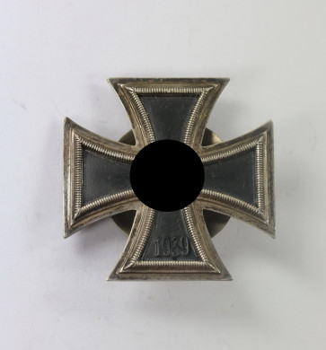 Eisernes Kreuz 1. Klasse 1939, an Schraubscheibe, Hst. L58 (Rudolf Souval, Wien) - Militaria-Berlin