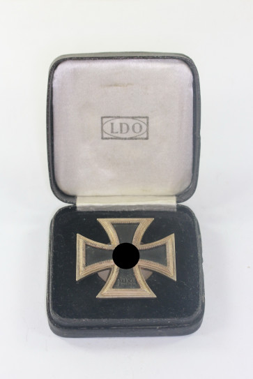 Eisernes Kreuz 1. Klasse 1939, an Schraubscheibe, Steinhauer & Lück, Lüdenscheid, im LDO Halbetui - Militaria-Berlin