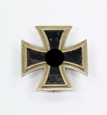  Eisernes Kreuz 1. Klasse 1939, B.H. Mayer - Militaria-Berlin