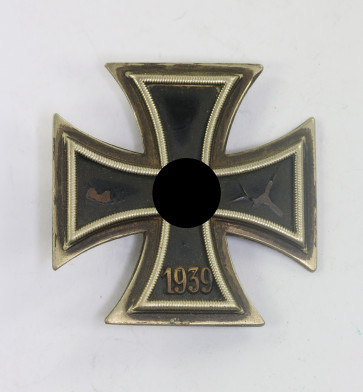  Eisernes Kreuz 1. Klasse 1939, C.E. Juncker, Berlin, nicht magnetisch (!) - Militaria-Berlin