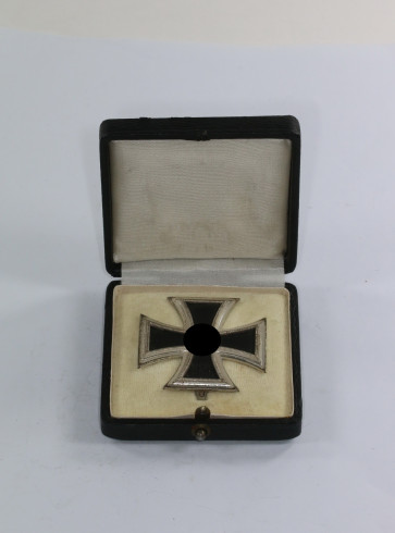Eisernes Kreuz 1. Klasse 1939, Deumer (früh), im Etui - Militaria-Berlin