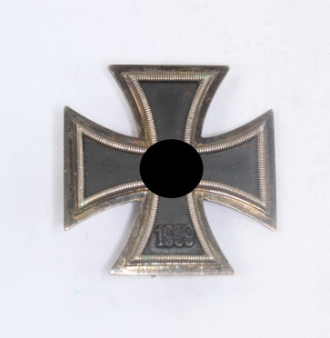 Eisernes Kreuz 1. Klasse 1939, E.F. Wiedmann, Frankfurt a.M. (ÜÜ) - Militaria-Berlin