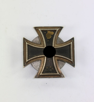 Eisernes Kreuz 1. Klasse 1939, Frontumbau auf Schraubscheibe - Militaria-Berlin