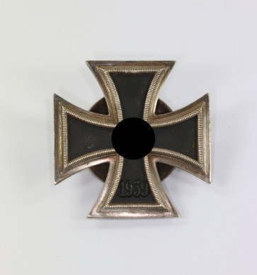 Eisernes Kreuz 1. Klasse 1939, Hst. L/13, an Schraubscheibe - Militaria-Berlin